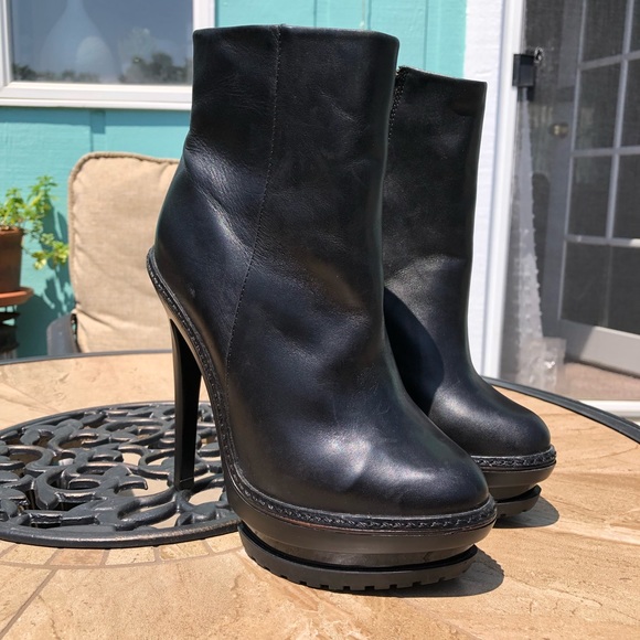 OLGA Herve Leger Stiletto Booties - Picture 4 of 14